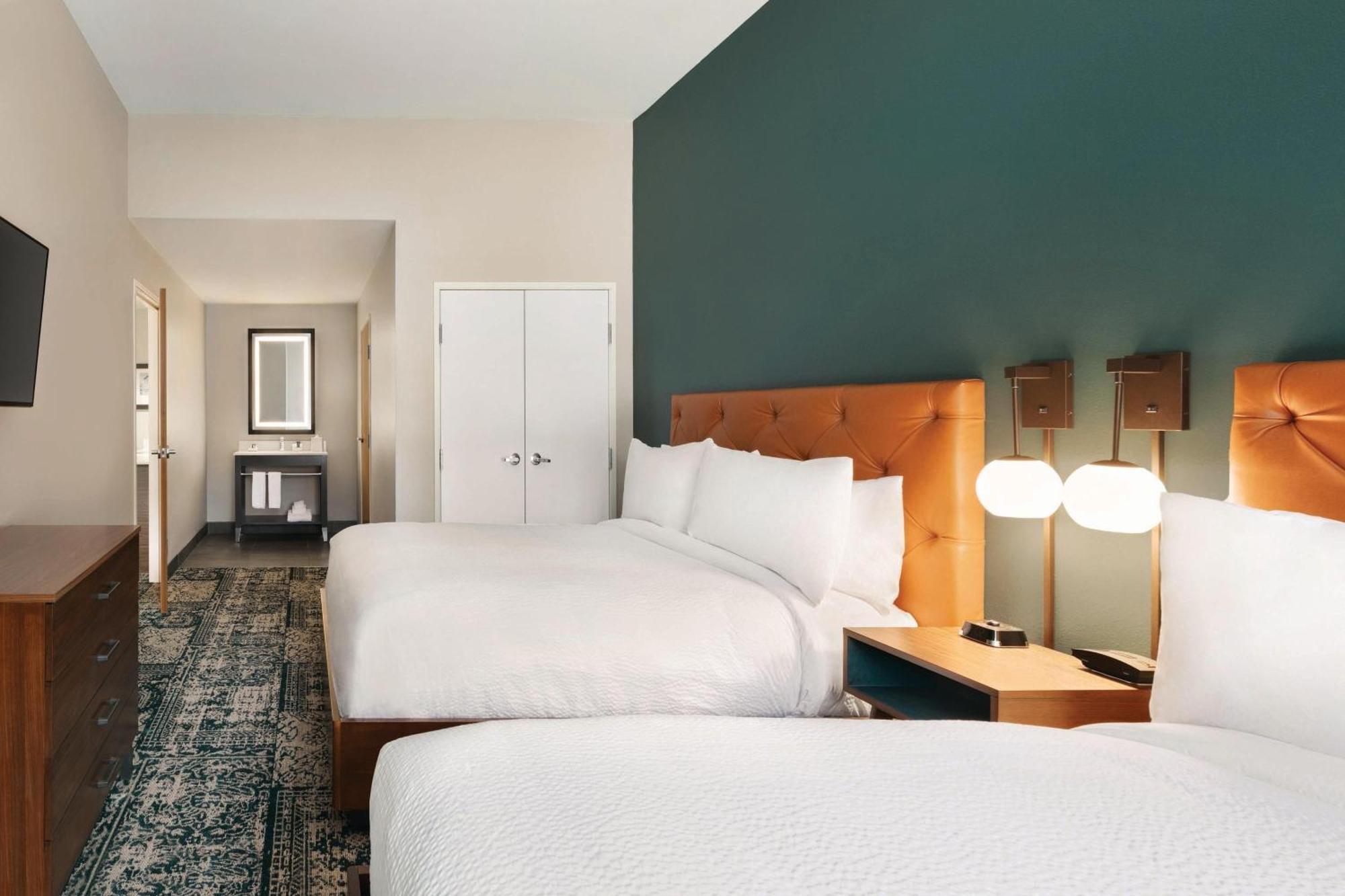 Four Points By Sheraton Raleigh Arena Exterior foto